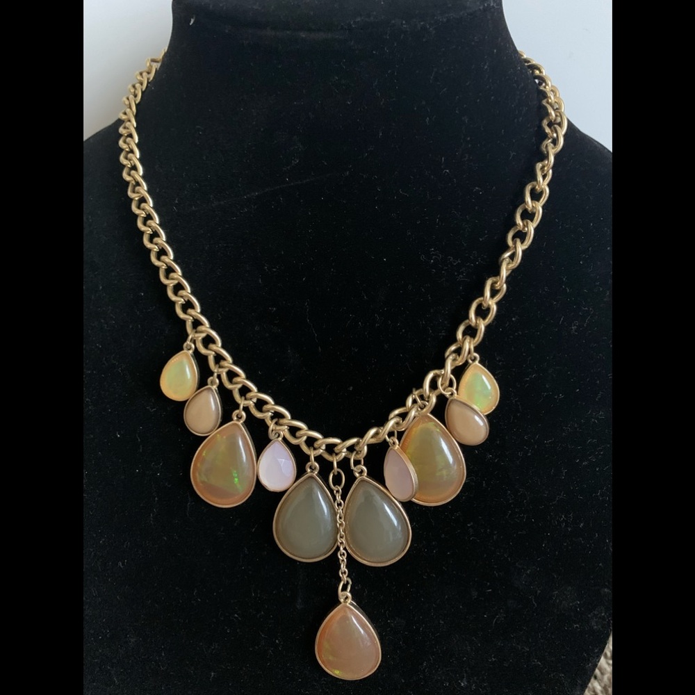 Statement Necklace NWOT